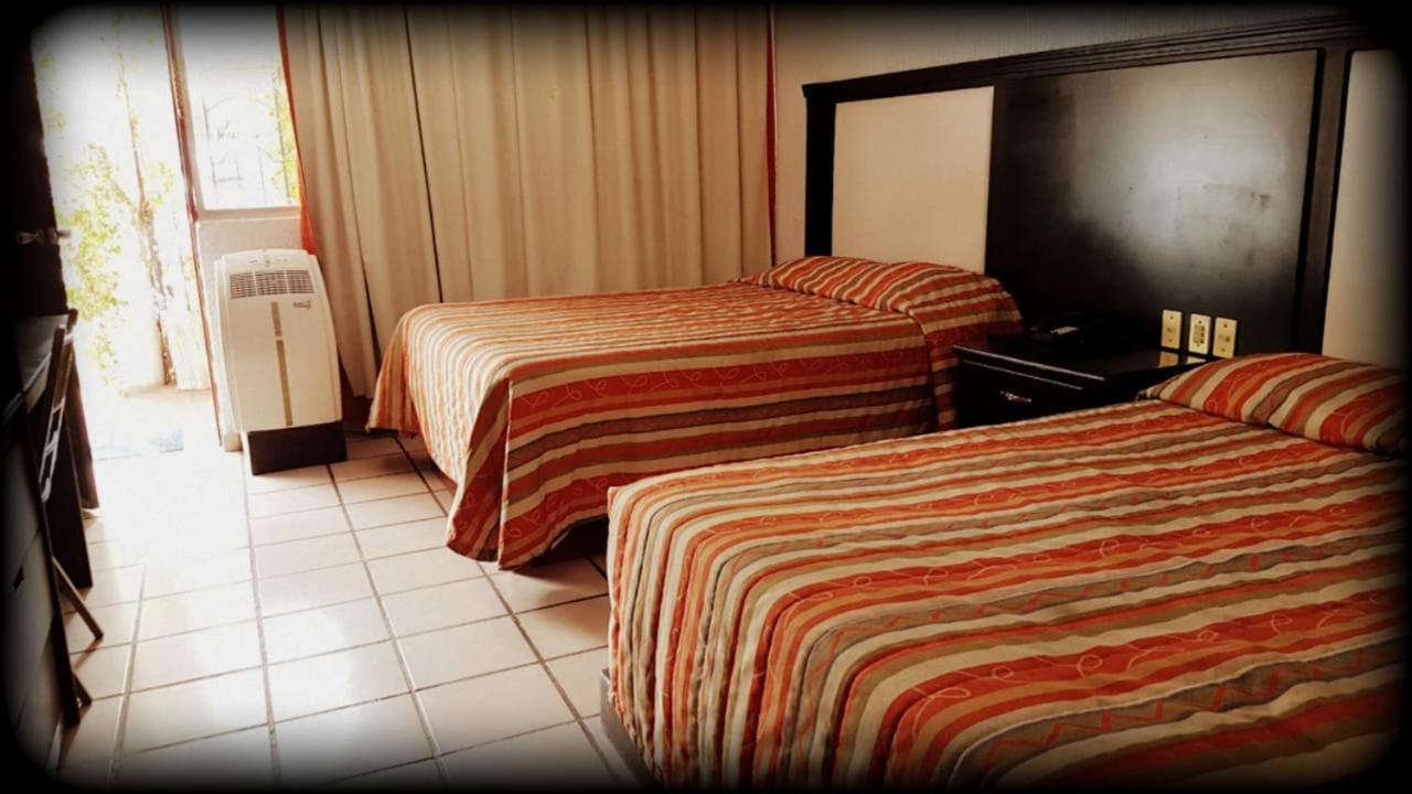 Hotel Florida Plaza Дуранго Екстериор снимка